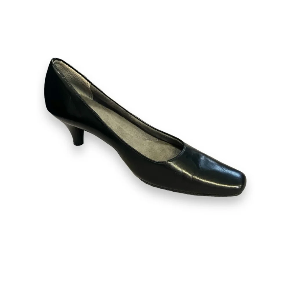 Aerosoles Leather Black Pumps Kitten Heel